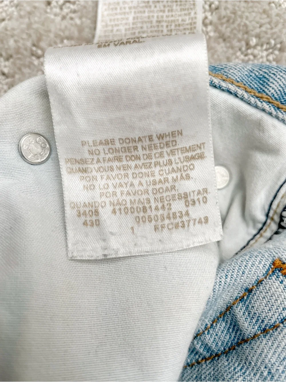 Levis classic pair